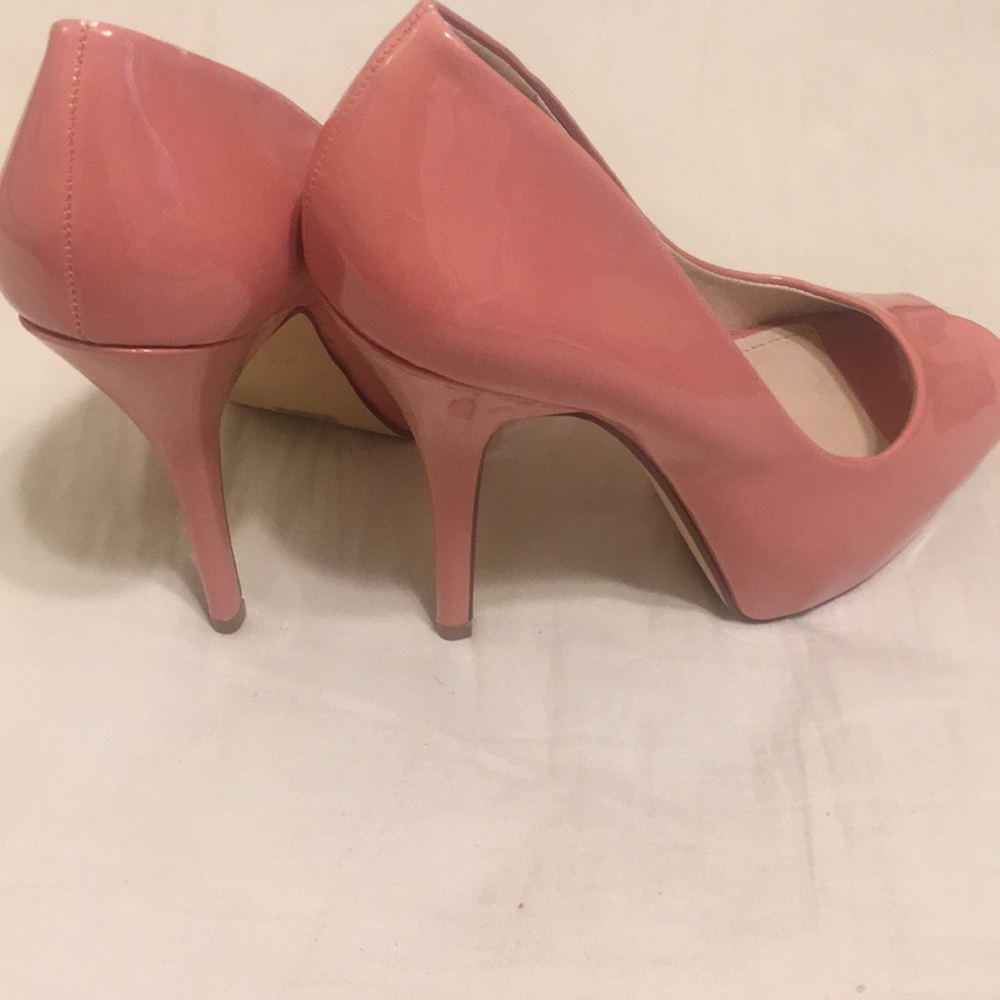 Shoes - Picture 2 of 3